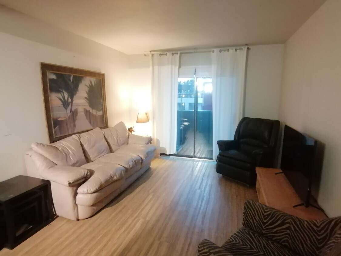 Foto principal - 1855 Brightside Dr