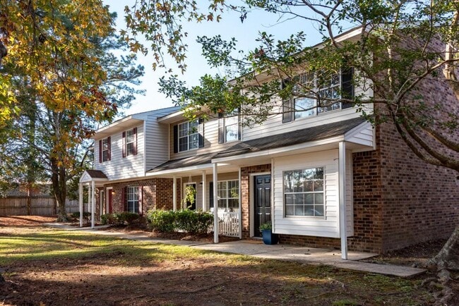 Building Photo - 1475 Nantahala Blvd