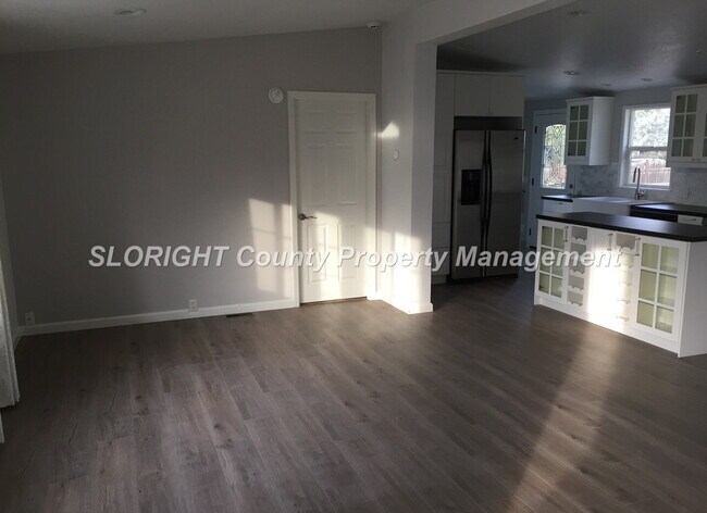 Foto del edificio - AVAILABLE JUNE - Beautiful Paso Robles Manufactured Home - 3 Bedroom / 2 Bathroom