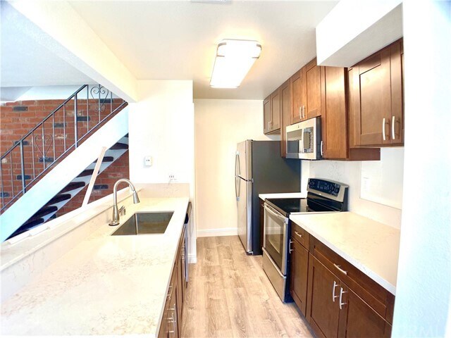 Building Photo - 12153 Wintergreen Dr