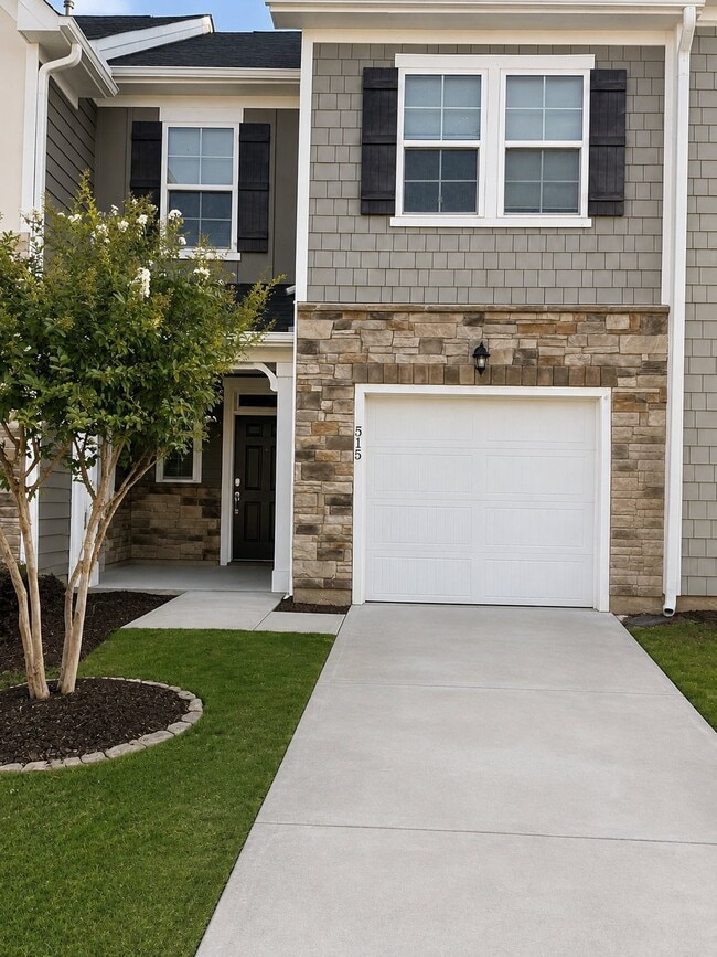 Building Photo - 515 Catalina Grande Dr