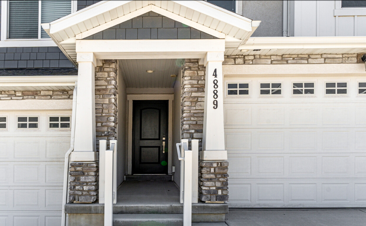 Foto principal - 4889 Spire Wy