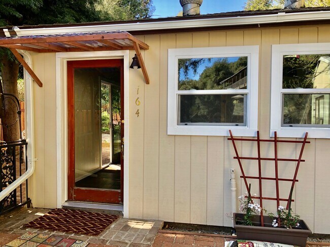 cottage entry - 764 Old Topanga Canyon Rd