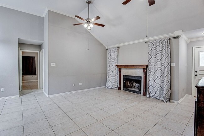 Foto del edificio - 1033 Oak Valley Rd