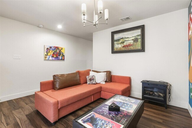 Foto del edificio - 6307 Thurgood Ave