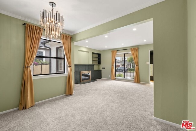 Foto del edificio - 7315 W 82nd St