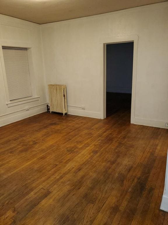 Building Photo - 11 1/2 N Van Buren Ave