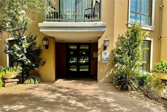 Building Photo - 29 Montelago Blvd