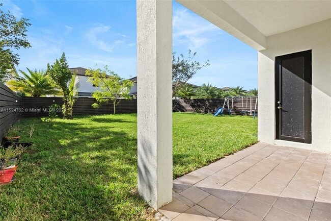Building Photo - 8836 NW 161st Ter