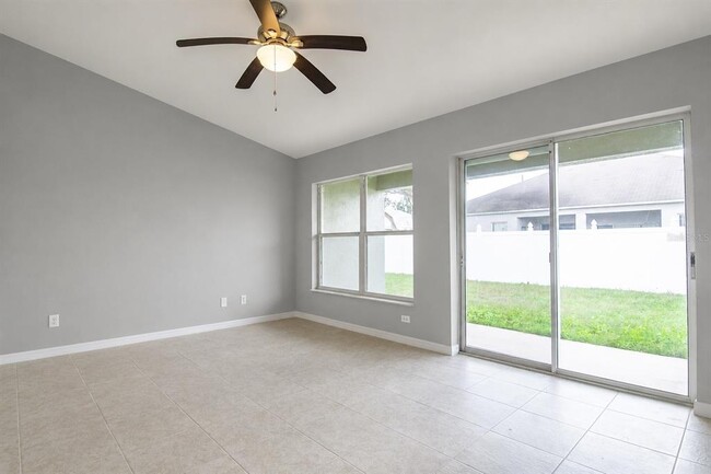 Building Photo - 402 Bridgewater Ct