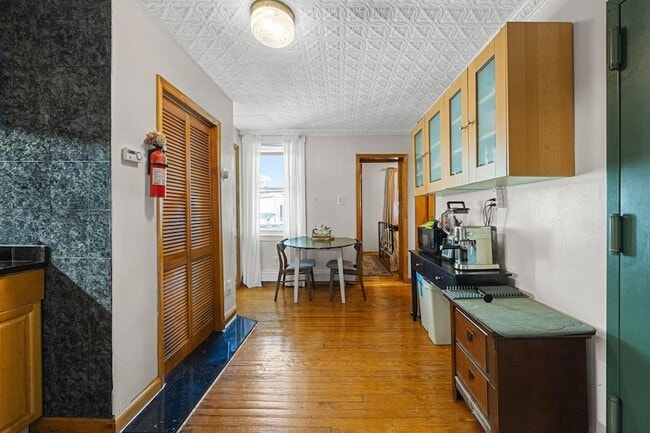 Building Photo - 339 Park Ave