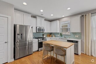 Building Photo - 5317 Daimler Dr