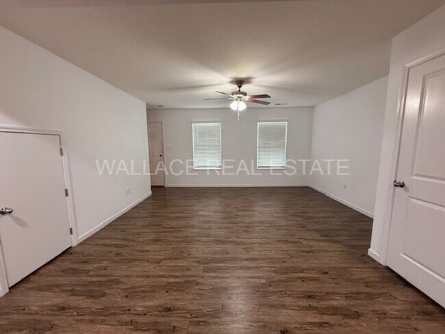 Foto del edificio - WEST KNOX CEDAR BLUFF AREA 2 BEDROOM 2.5 BATH TOWNHOUSE