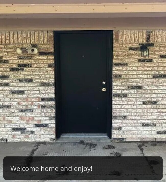 Foto del edificio - 13018 Forest Ln