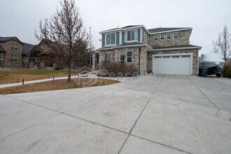 Building Photo - 1867 S Prairie Pond Rd