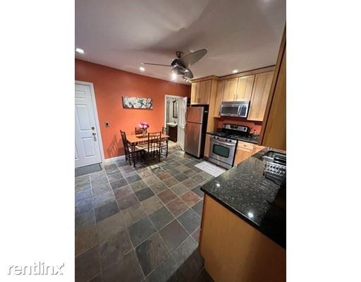 Building Photo - 2 br, 1 bath Condo - 29 Cohasset St, 2 Unit 2