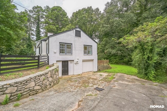 Foto del edificio - 1461 Centra Villa Dr SW