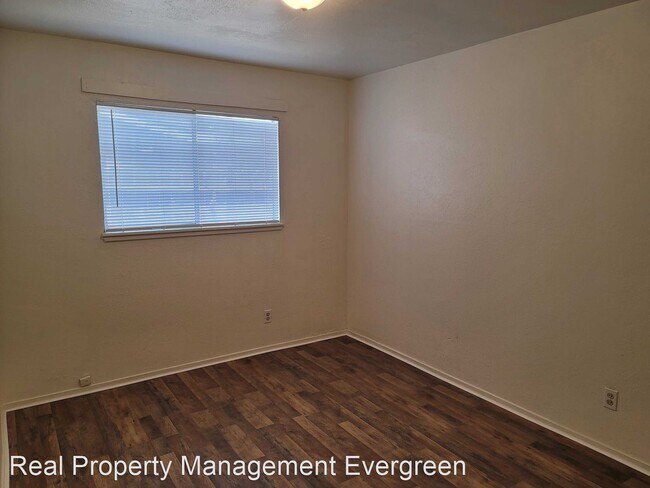 Foto del edificio - 2 br, 1 bath House - 160 S. Indiana St.