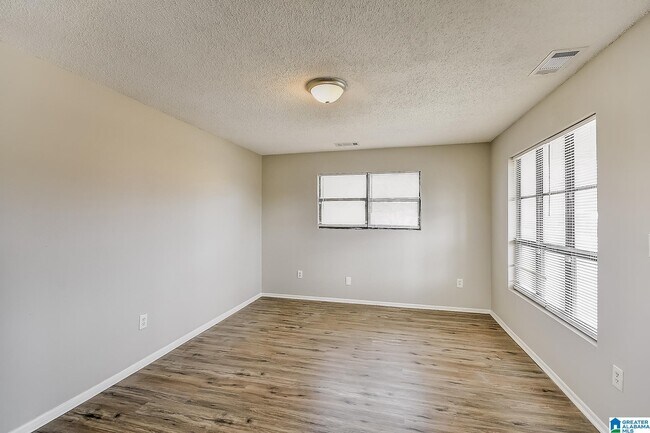 Building Photo - 3338 30th Way N
