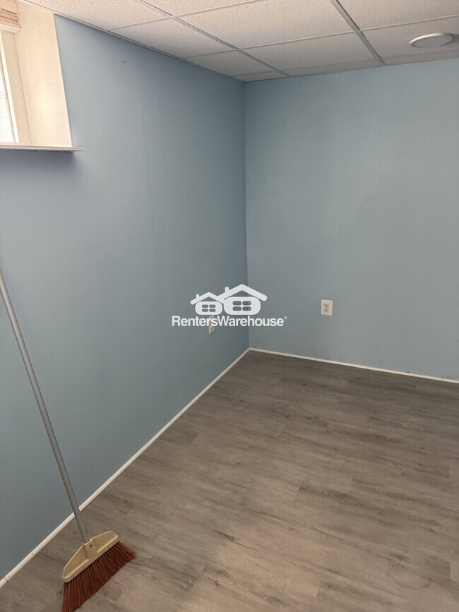 Foto del edificio - 7719 Middlegate Ct