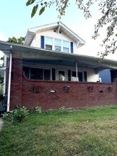 Building Photo - 753 W Cushing St