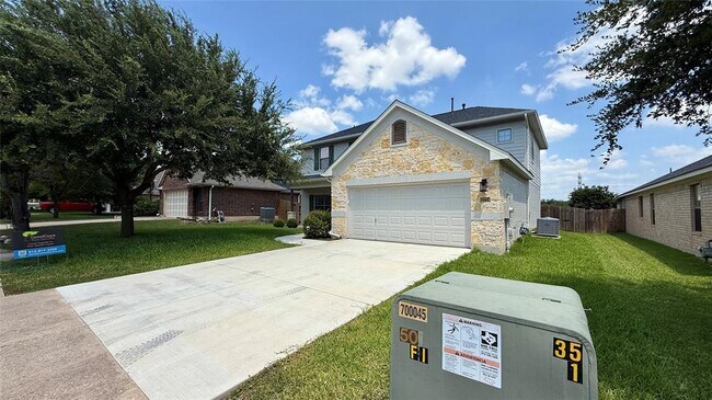 Building Photo - 12224 Timber Heights Dr