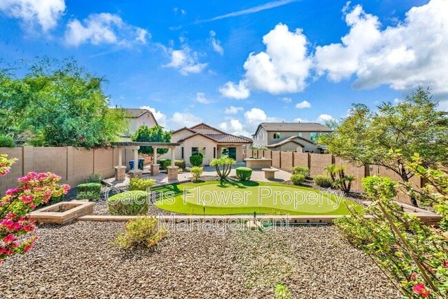 Foto del edificio - 1322 W Spur Dr