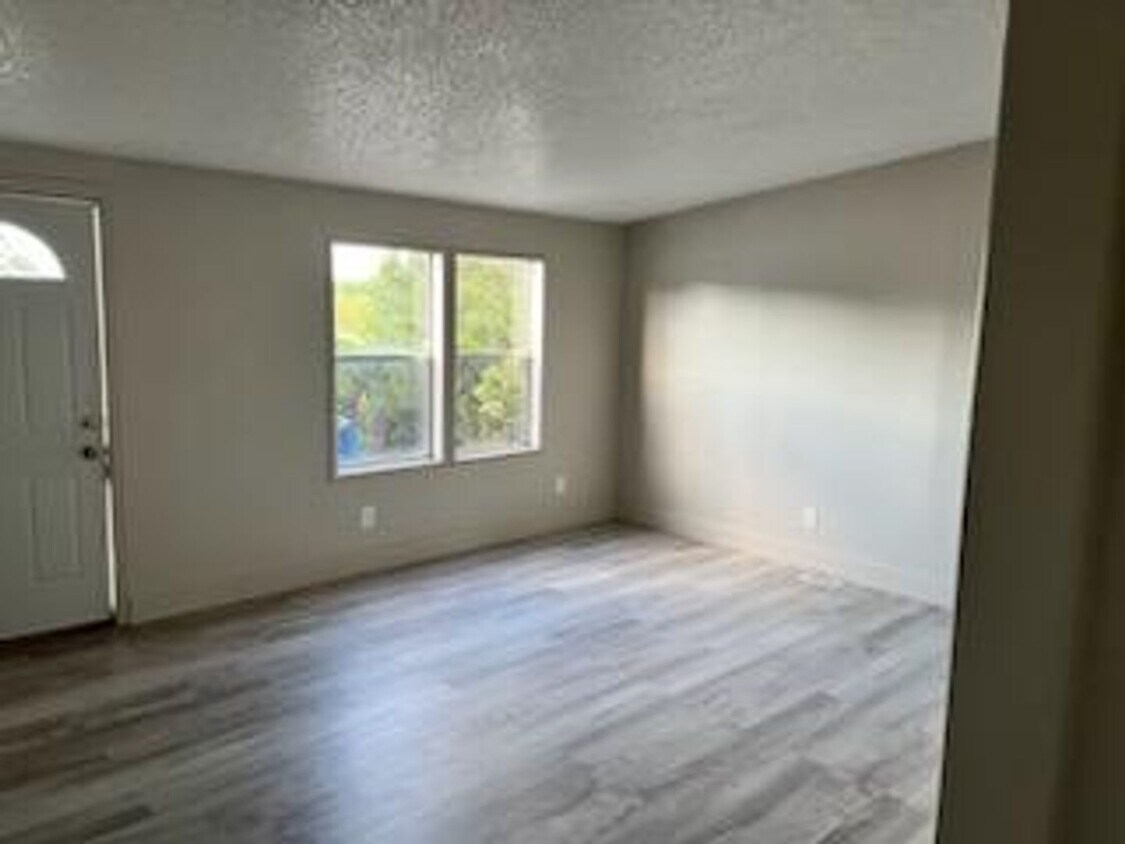 4309 Rawlins St, Cheyenne, WY 82001 House Rental in Cheyenne, WY