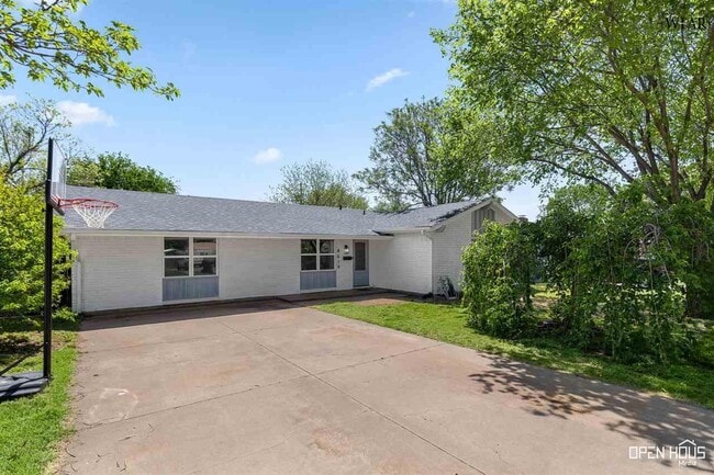 Building Photo - 4619 Tammy Dr