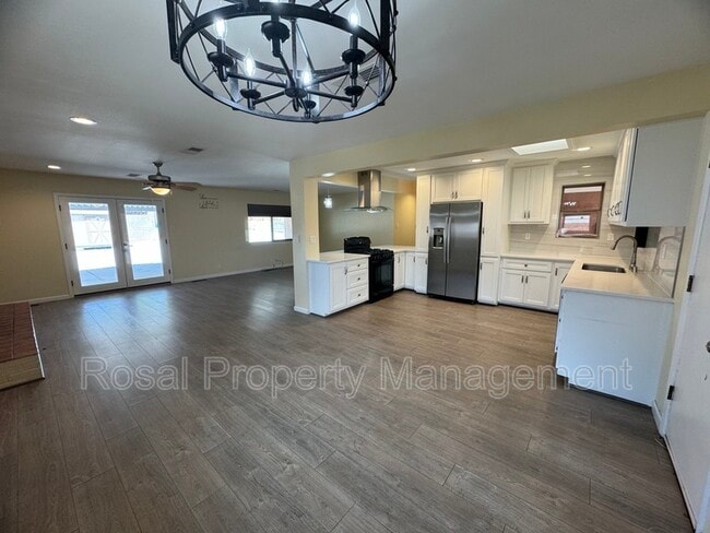 Foto del edificio - 8509 Las Camas Rd NE