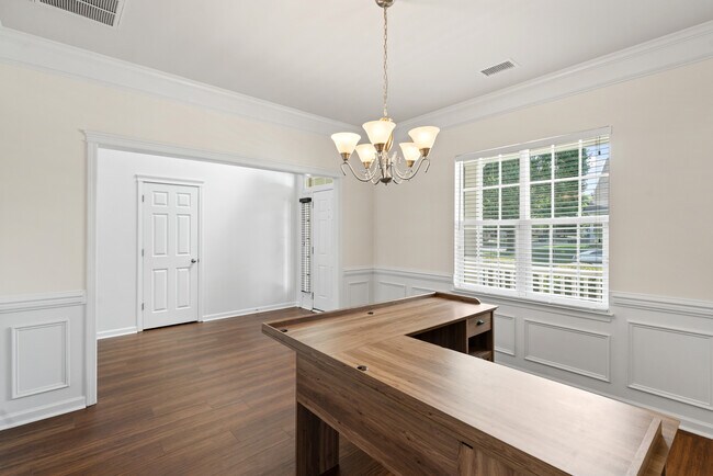 Foto del edificio - 10004 Shetland Ln