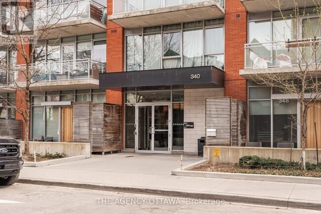 Building Photo - 340-340 McLeod St