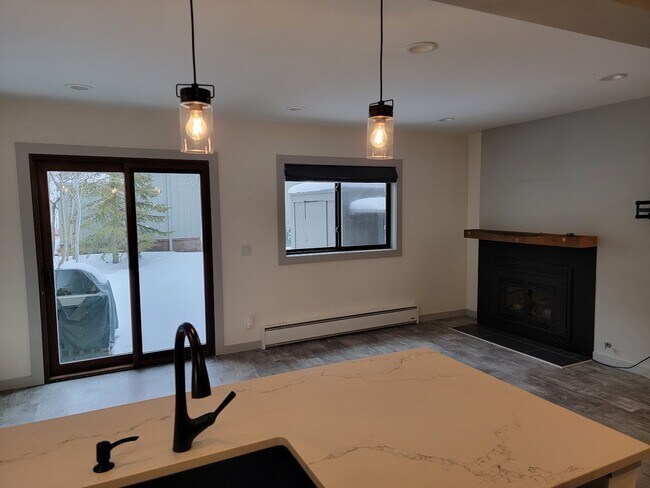 Foto del edificio - 311 Andora Ln