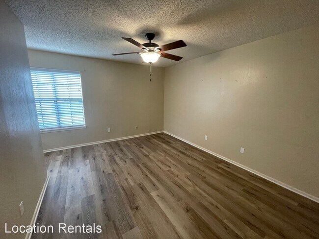 Foto del edificio - 3 br, 2 bath House - 7817 Uvalde Avenue