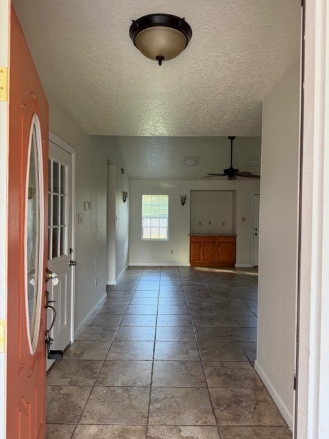 Foto del edificio - 550 Dewey Rd