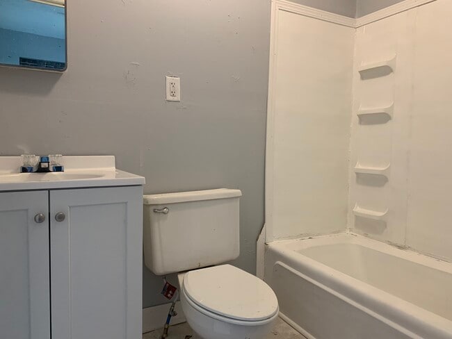 Bathroom - 651 E Market St