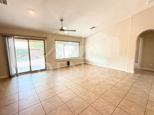 Building Photo - 4148 E Brighton Way