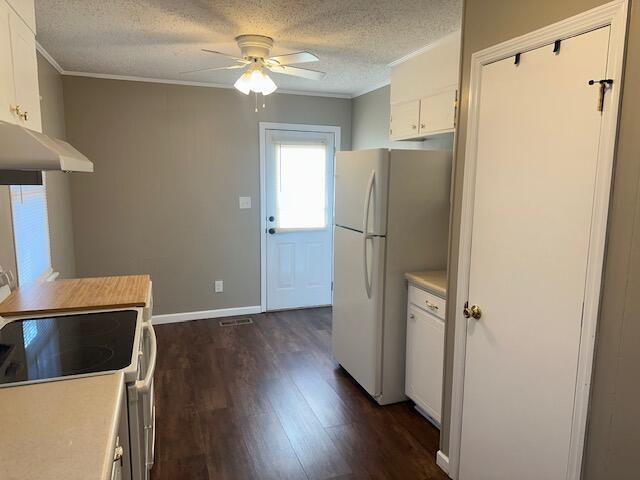 Foto del edificio - 5025 Lake Cir Dr NE