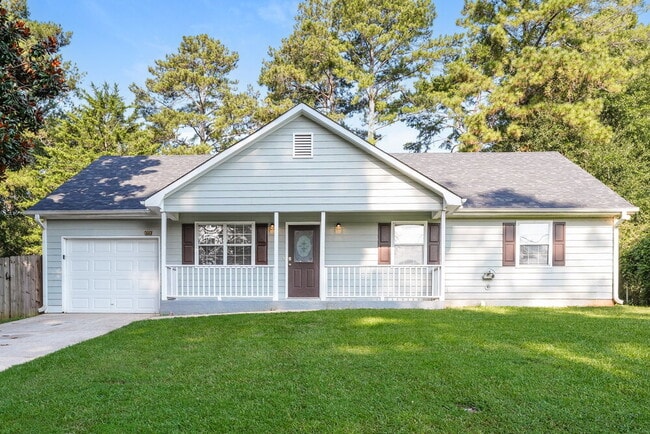 Building Photo - 2981 Landmark Dr SE