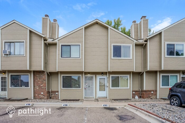 Foto principal - 4765 Live Oak Drive, Colorado Springs, CO,...