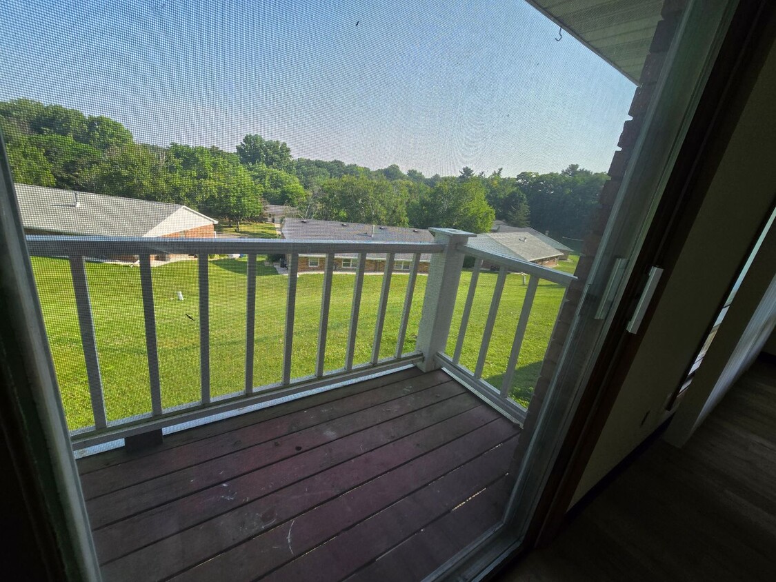Primary Photo - 3029 Humboldt Rd
