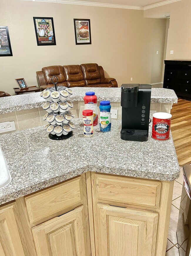 Foto del edificio - 3226 Whittle Way