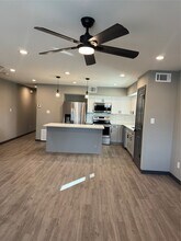 Building Photo - 7906 Sexton St