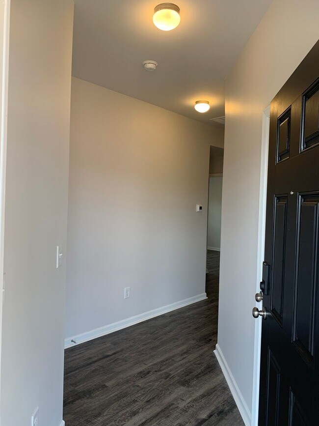 Foto del edificio - *Pre-Leasing* | Four Bedroom | Two Bath Ho...