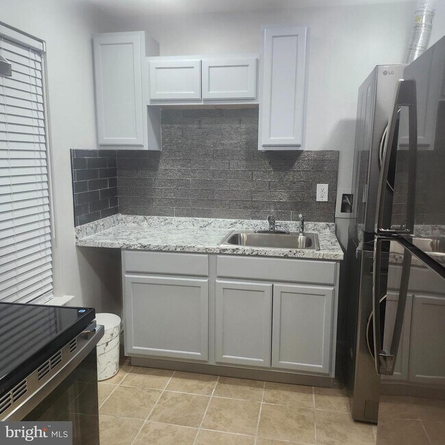 Foto del edificio - 2023 Whistling Duck Dr