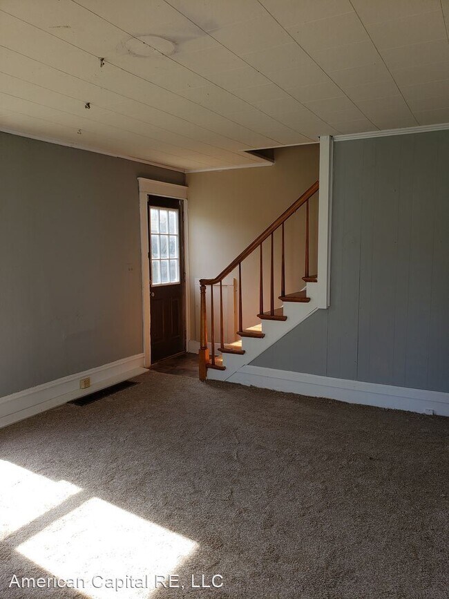 Building Photo - 4 br, 1.5 bath House - 432 Herrick St