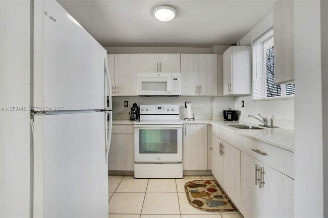 Foto del edificio - 1349 SW 3rd St