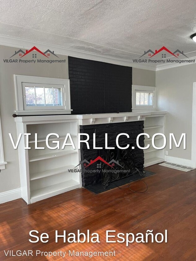 Primary Photo - 3 br, 2 bath House - 230 E 43rd Ave.
