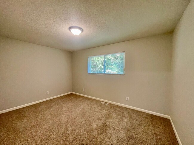 Foto del edificio - Newly renovated 2 bedroom apartment - Great value in a great location!