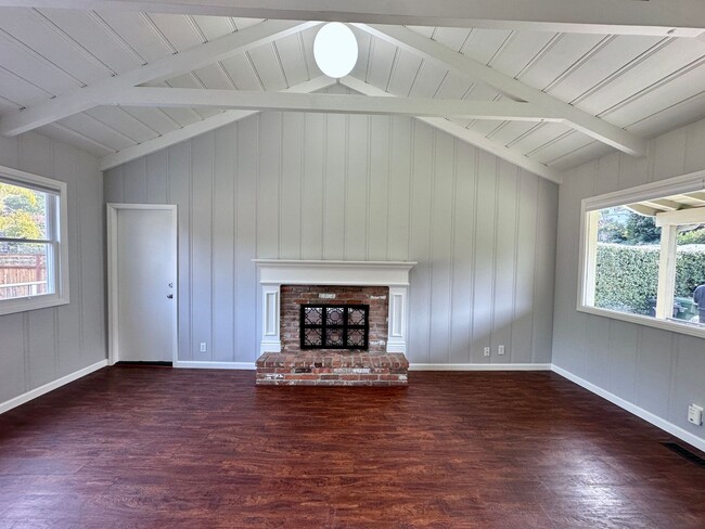 Foto del edificio - Charming Strawberry/Mill Valley Home w/Lar...